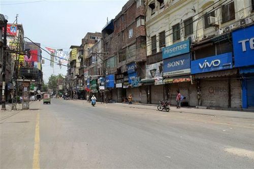 Vật lộn với làn sóng dịch thứ ba, Pakistan áp đặt phong tỏa 9 ngày