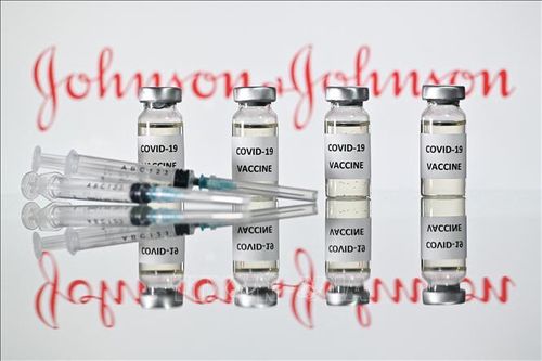 Quỹ Kaiser: Người dân Mỹ ít tin tưởng vaccine Johnson & Johnson
