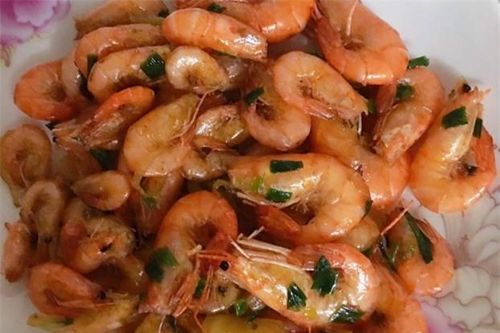 4 món ăn nấu xong tuyệt đối không thêm hành lá kẻo rước bệnh vào thân