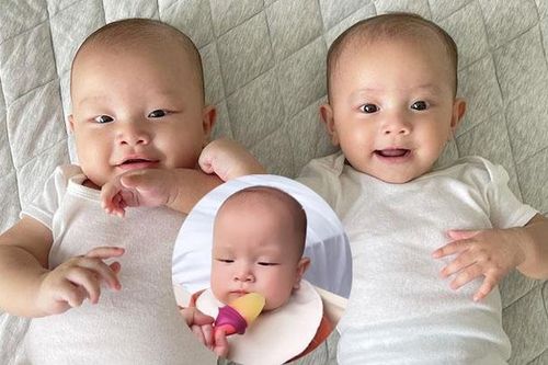 Lần đầu được ăn hoa quả và biểu cảm 'meme' siêu hài hước của Lisa và Leon