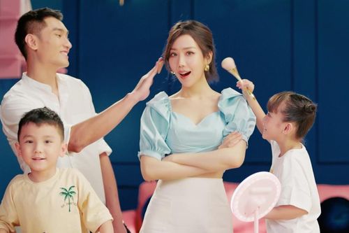 Min: 'Trong sự nghiệp ca hát, tôi luôn mơ được hát tặng mẹ và giờ điều đó đã thành hiện thực'