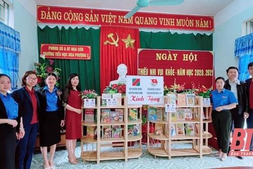 Agribank Bắc Thanh Hóa phát triển nhiều sản phẩm dịch vụ tiện ích phục vụ khách hàng