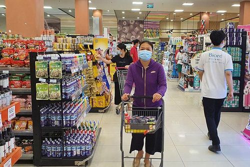 Hà Nội: Hàng hóa dồi dào, người dân không lo tích trữ