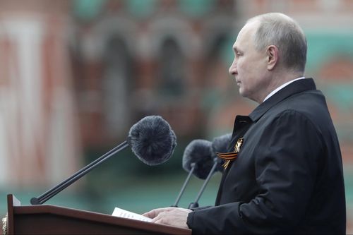 Tổng thống Putin: Nga sẽ 'kiên quyết bảo vệ lợi ích quốc gia'