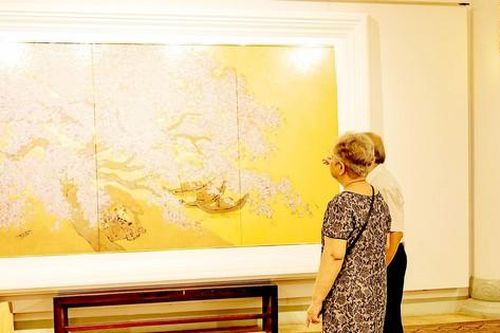 Để tranh Việt vươn tầm