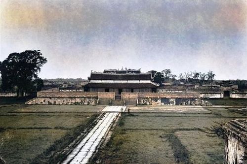 Bao giờ phục dựng điện Kính Thiên?