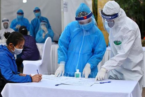 Người dân trở về từ xã Mão Điền, Xuân Lâm (Bắc Ninh) tự cách ly, khai báo ý tế