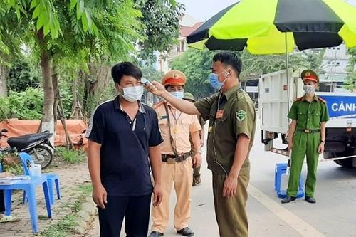 Covid-19: Vĩnh Phúc nghi ngờ 38 ca mắc, cách ly xã hội thị trấn Yên Lạc từ 0h ngày 9/5