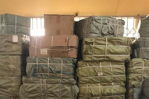 Phát hiện 2 kho hàng lậu lớn ở biên giới
