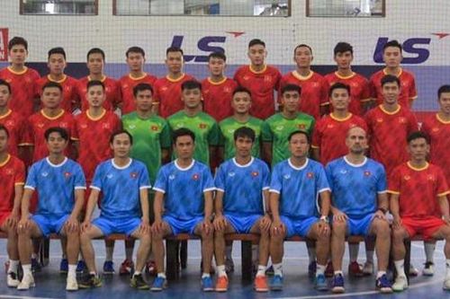 Futsal Việt Nam đá giao hữu với Iraq tại UAE