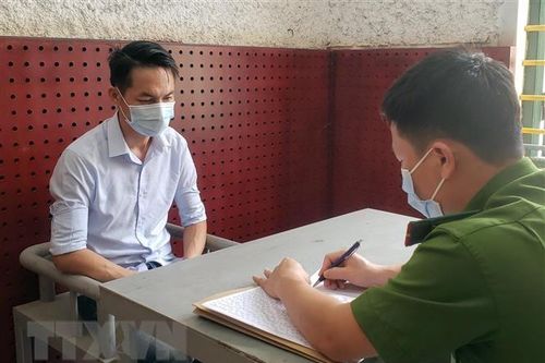 Tiếp tục phát hiện, xét xử các vụ nhập cảnh trái phép vào Việt Nam