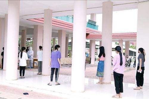 Lào thông tin về ca tử vong đầu tiên do COVID-19, là bệnh nhân nữ người Việt Nam