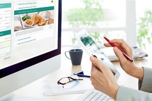 Nhiều lao động thương mại điện tử mất việc giữa Covid-19