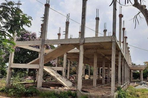 Đang khắc phục chất lượng bê tông tại công trình Trường TH-THCS Thống Nhất