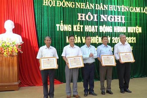 HĐND huyện Cam Lộ nhiệm kỳ 2016-2021: Tỉ lệ kiến nghị của cử tri được giải quyết đạt 85%