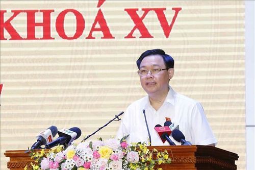 Chủ tịch Quốc hội: Ngồi phòng máy lạnh làm luật thì không biết được dân muốn gì