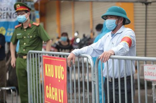 Xác minh dấu hiệu vi phạm trong khai báo y tế của ca nhiễm Covid-19 tại xã Tô Hiệu