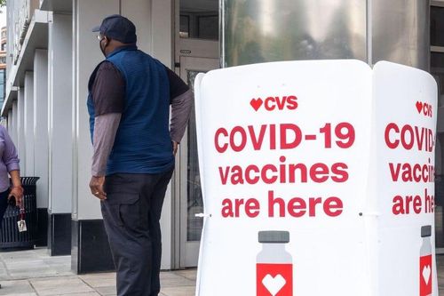 Đắt hàng tour đến Mỹ để tiêm vaccine Covid-19