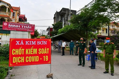 Xuất hiện 9 ca dương tính, huyện Gia Lâm tiếp tục họp khẩn