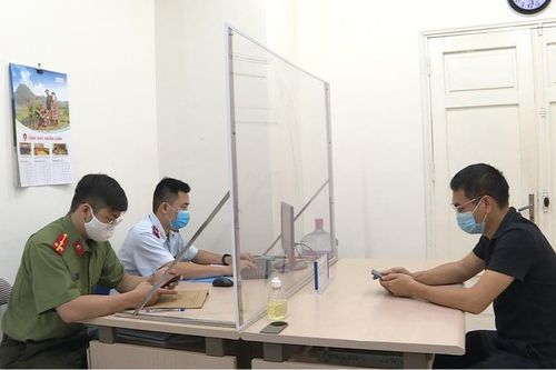 Tung tin Hà Nội bị phong tỏa, một Youtuber bị phạt 12,5 triệu đồng