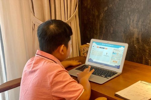 Tài trợ hơn 37 tỷ đồng học bổng cho học sinh toàn quốc học trực tuyến