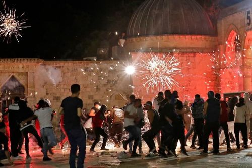 Đông Jerusalem: Người dân Palestine 'bùng nổ', Israel tuyên bố sẽ khôi phục trật tự, HĐBA chuẩn bị họp kín