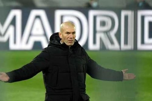 Real rơi điểm đáng tiếc, HLV Zidane 'điên tiết' với trọng tài