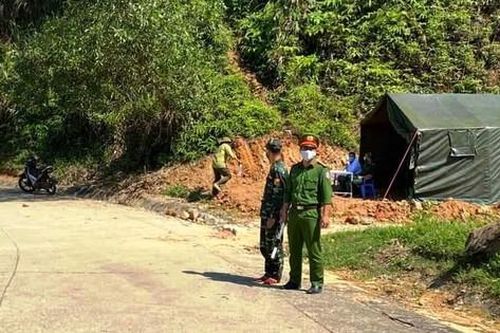 Kích hoạt tổ phê duyệt 'Giám sát người vào TP Huế'