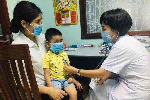 Ghép tế bào gốc cứu sống bệnh nhi 4 tuổi bị suy tủy xương