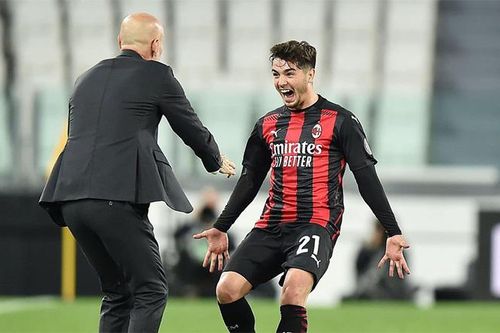 Ronaldo và đồng đội thua sấp mặt, Juventus bị Milan đánh bật khỏi Top 4