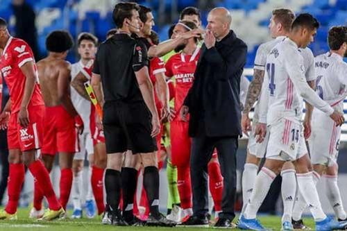 Điểm nhấn Real 2-2 Sevilla: Nhà vua trao vương miện cho Atletico?