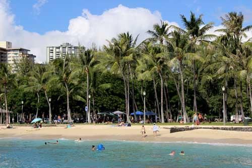 Khám phá Waikiki- bãi biển thiên đường ở Hawaii