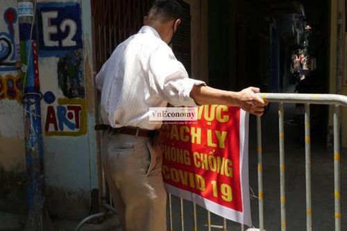 Hà Nội lập chốt cách ly tại nơi ở của ca 1 tuổi dương tính với Covid-19