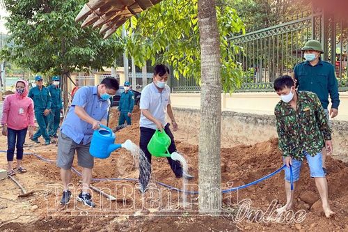 Lễ trồng cây mừng sinh nhật Bác và chào mừng bầu cử ĐBQH khóa XV và HĐND các cấp nhiệm kỳ 2021 – 2026