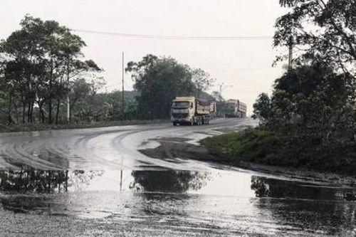 Ninh Bình: Công ty TNHH Long Sơn gây ô nhiễm cảng thủy nội địa, bị phạt 130 triệu đồng