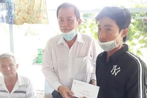 Hai chị em tử vong sau khi ăn cháo gà và uống nước ngọt