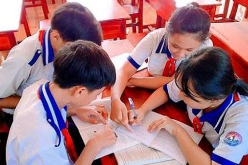 Muôn kiểu thi đua của các thế hệ học sinh trong phong trào 'Nghìn việc tốt'