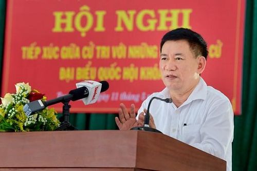 Bộ trưởng Bộ Tài chính tiếp xúc cử tri tại Bình Định