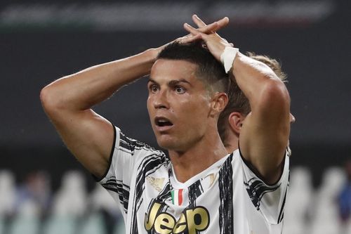 Đội bóng của Ronaldo có thể bị loại khỏi Serie A nếu tiếp tục với Super League