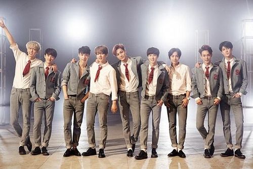 EXO sẽ công bố album mới với đầy đủ 9 thành viên