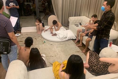 Nghệ An: Bắt giữ nhóm thanh niên tổ chức sử dụng ma túy trong khu biệt thự