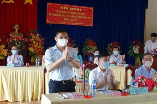 Đồng chí Lê Mạnh Hùng tiếp xúc cử tri huyện Thới Bình, tỉnh Cà Mau