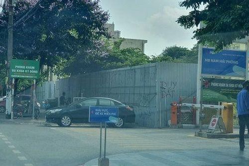 Tạm giữ Giám đốc phòng khám Kỳ Đồng cấp giấy khám sức khỏe không cần thăm khám