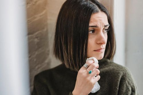 Thanh thiếu niên Mỹ 'sợ già', đổ xô đi tiêm botox vì muốn chống lão hóa sớm
