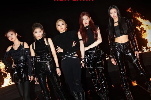 ITZY tiến thẳng vào BXH Billboard 200, dân mạng lại cà khịa JYP