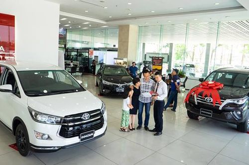 Không giảm 50% lệ phí trước bạ đối với ô tô đăng ký mới