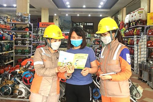 Tiết kiệm điện mùa nắng nóng
