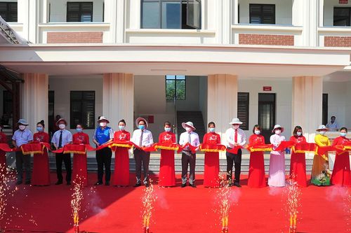 Khánh thành công trình Trạm Y tế xã Vĩnh Lợi