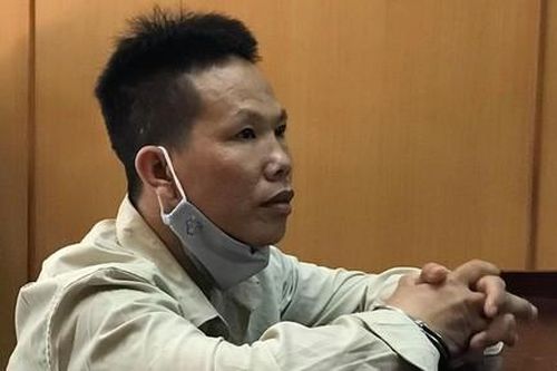 Người phụ nữ nín thở, nằm im giả chết, thoát khỏi tên yêu râu xanh