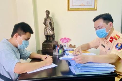 Chuyện về chiến sỹ CSGT có 'giác quan thứ 6' luôn phát hiện ra xe bị trộm cắp và tang vật của các vụ án